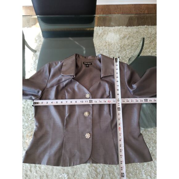 Dana Kay Skirt Suit Set Women's 18 Silver Single Breasted Collar 3 Button Front - Picture 8 of 16